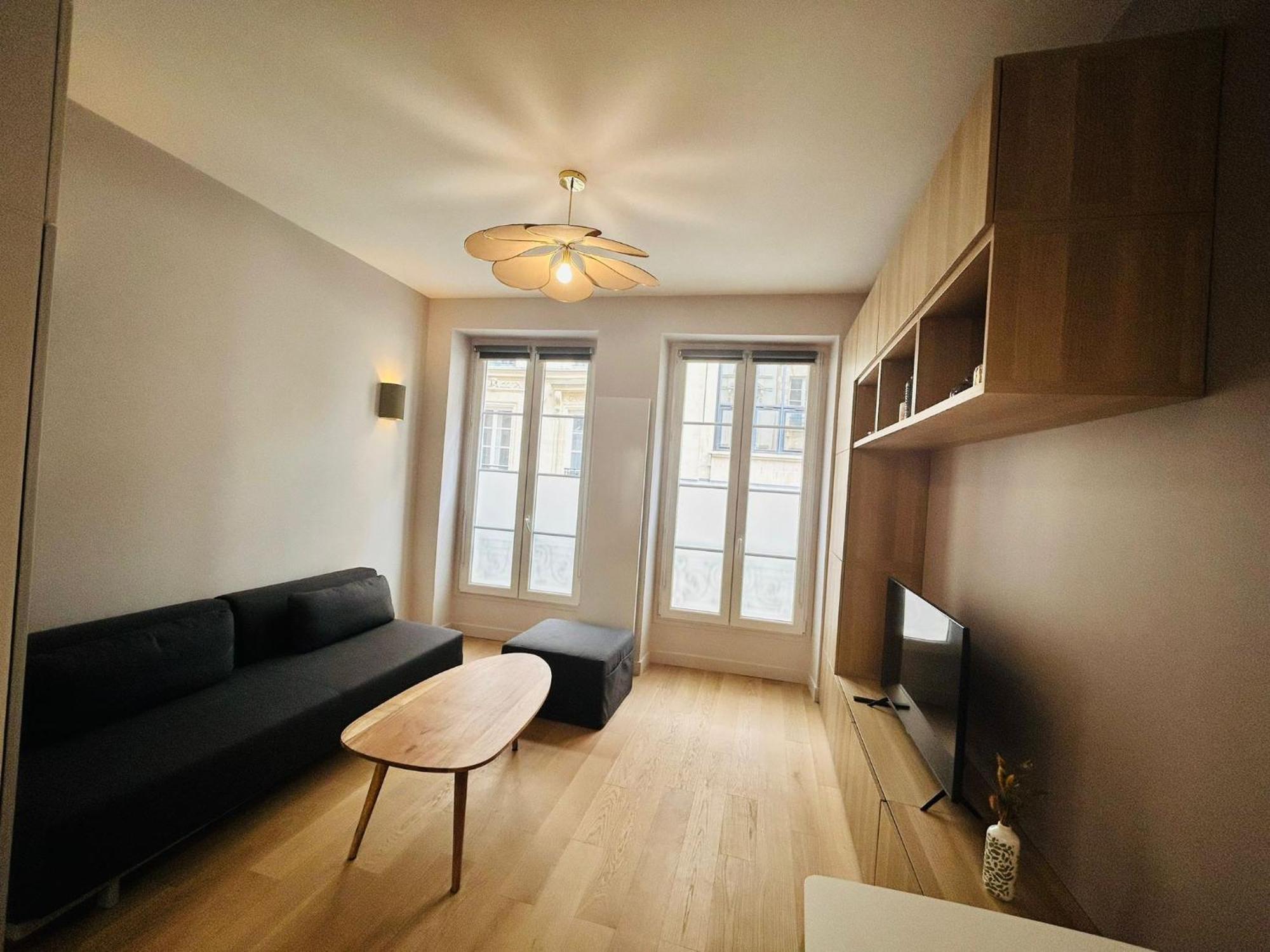 Enghien - New Fully Furnished Apartment *