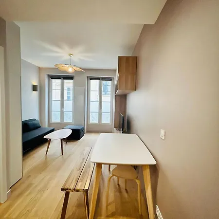 Enghien - New Fully Furnished *